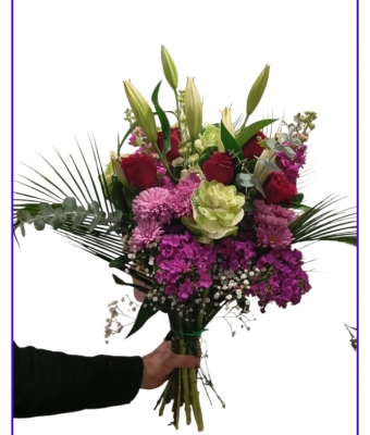 Beyaz Lilyum ve Kırmızı Gül arajmanı